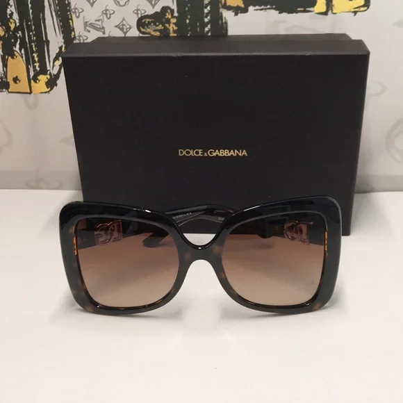 Dolce & Gabbana Women display picture 2